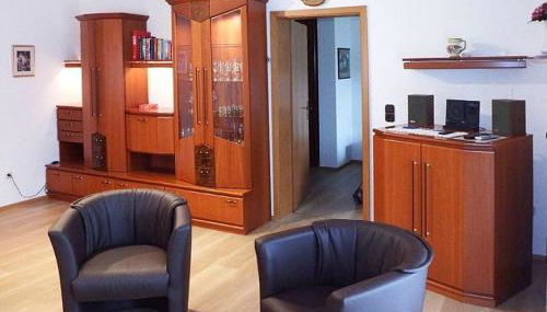 nette Ferienwohnung mit eigenem Eingang und Sonnenterrasse - Foto 5