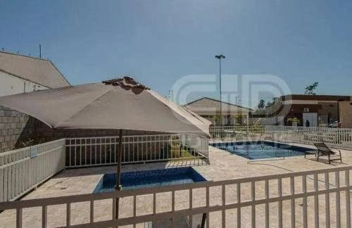 Apartamento aconchegante com excelente localização e piscina - Foto 15