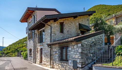 Lago di Iseo - Lake View House (Casa sul Lago) - Photo 1