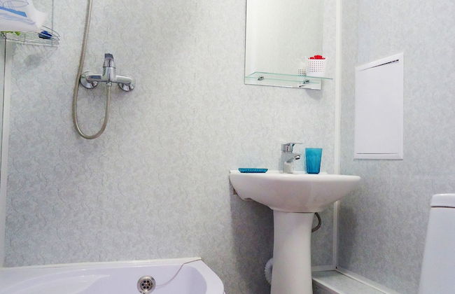 Apartments on Prospekt Dzerzhinskogo 238 - Photo 31