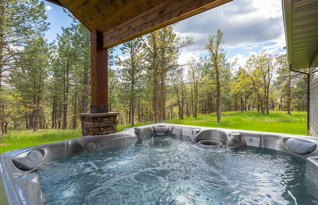 Larkspur Hills 5 BR Villa with Hot Tub - Photo 22