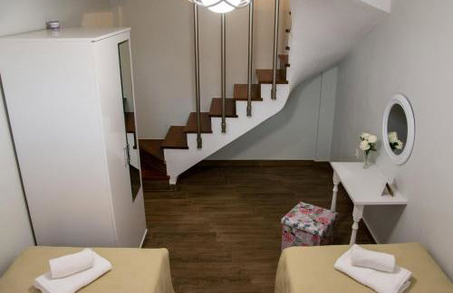 MGE Luxury house with pool - Photo 15