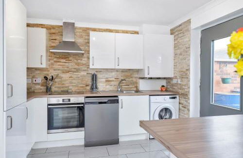 House near Edinburgh Ideal for Small Groups, Contactors & Tourists - Photo 9