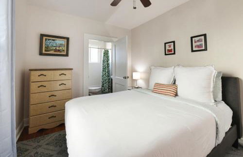 Montgomery Apartments on Magazine Street - Foto 137