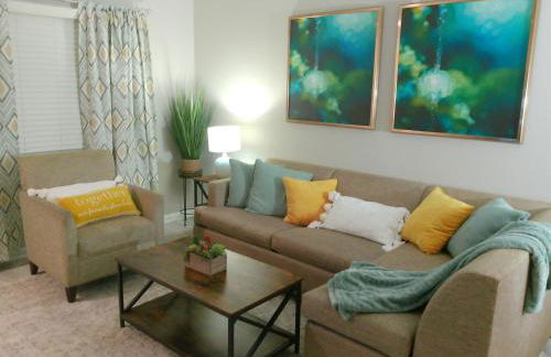 Liberty Towne Spring Lake - Fayetteville near I-95 & Ft Bragg - Perfect for short or long-term stays - Prem Wifi - Foto 5