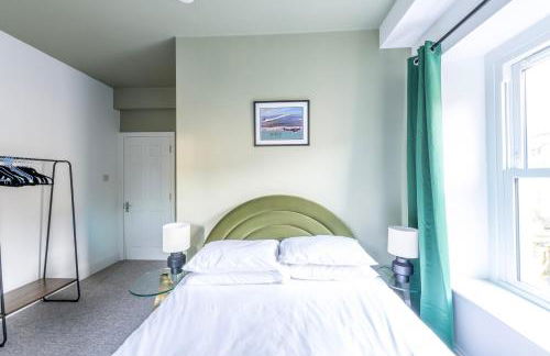 Modern Spitfire with FREE PARKING by Prescott Apartments - Foto 15