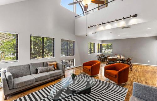 Beautiful home by Medical ctr, Rice, Museums - Foto 1