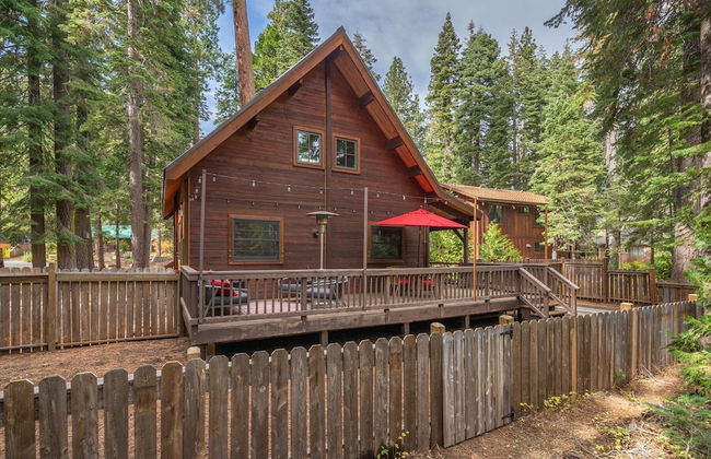 Cozy Pet Friendly Cabin in Lake Tahoe by Sierra Getaways - Foto 30