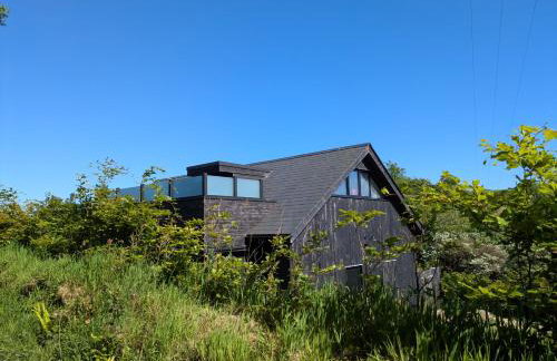 Cober Riverside Retreat - Luxury Barn Apartment in The Heart of Cornwall - Photo 2