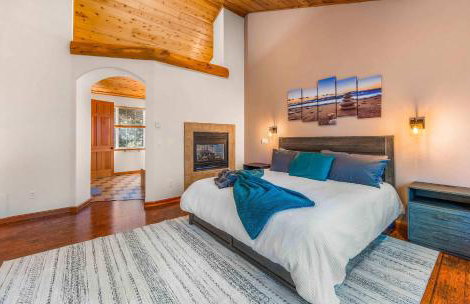 Fully Remodeled Tahoe Retreat with Game Room and Hot Tub - Foto 39