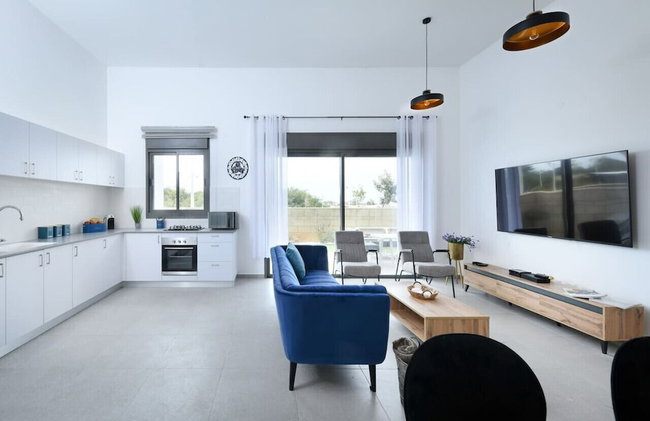 Stylish Coastal Oasis by Sea N' Rent - Foto 6