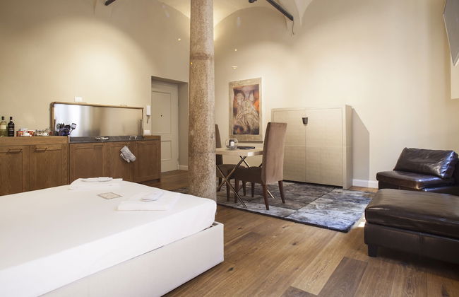 Hemeras Boutique House Aparthotel Montenapoleone - Photo 11