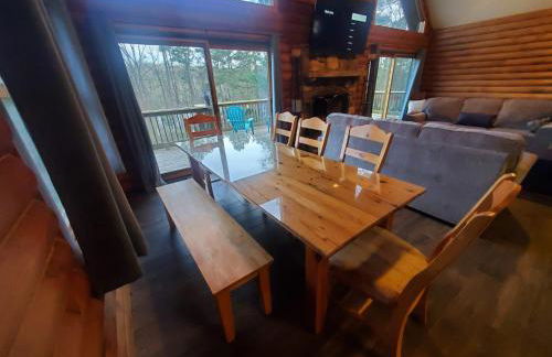 Gorgeous Cabin by Lake with Waterview and walking access - Foto 19