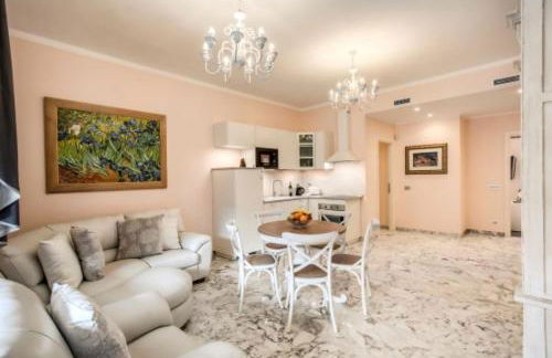 La Dolce Vita Of Via Veneto - Prestigious Apartment With Wonderful Terrace In the Historic Center - Foto 16