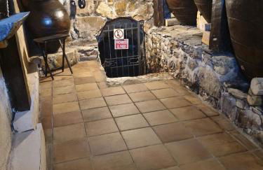 Bodega típica en El Molar sin camas ni dormitorios para celebraciones durante el día - Foto 13