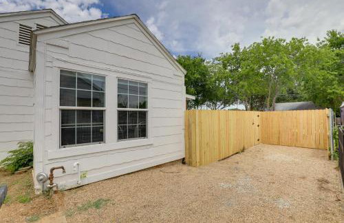 Walk to Cowboys Games: Arlington Home w/ Hot Tub! - Photo 31