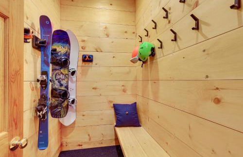 All-Season Lake House Between Okemo and Killington! - Foto 25