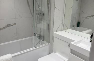 The Cosy Quayside Apartment - Two bedroomParking - Foto 26