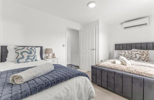 Large Family House with free parking - 3 bedrooms 6 beds - Foto 5