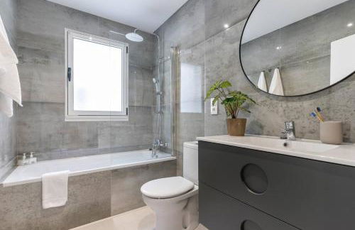 Picasso, para 6 personas, espacioso piso de diseño - Foto 18