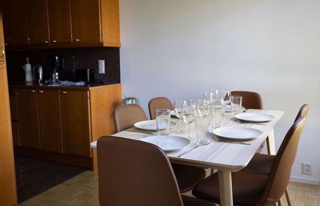 2ndhomes 2BR Center Apartment w Balcony - Foto 18