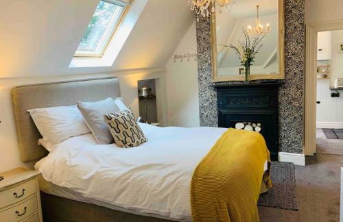 Luxury Attic Studio, heart of Uppermill, Saddleworth - Foto 21