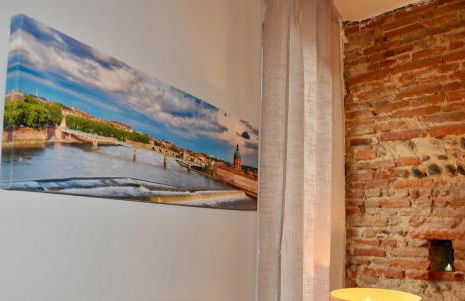 Le Charme d'Arnaud Hypercentre Wifi Accueil gratuit h24 - Foto 6