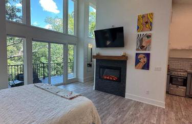 Firefly2 - luxury lakeside treehouse with hot tub - Foto 15