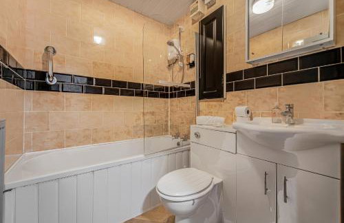 Arena Central 3 Bedrooms Free Parking, Perfect for Contractors Relocation and Professionals - Foto 7