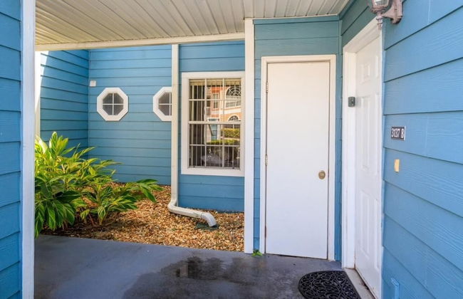 Villas at Island Club Community, Pools, Jacuzzi and More! - Photo 13