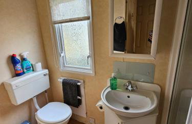 Honey Cottage Caravan Park - Foto 58