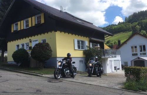 Am Siegelbächle Berg blickt - Foto 2