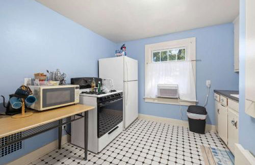 Historic 1 Bdr across from Lakeside Park - Foto 6