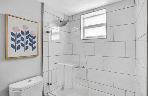 Rustic Retreats Modern 1BR For 4 Guests Minutes From Las Olas - Foto 13