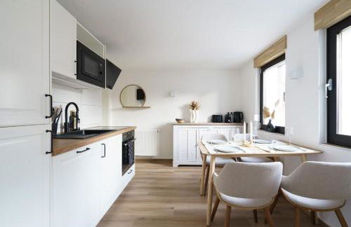 Ferienhaus Ahorn, wunderschöne, neue Wohnungen, ideal für Ausflüge ins Phantasialand, die Städte Köln, Brühl und Bonn oder die Eifel - Foto 33