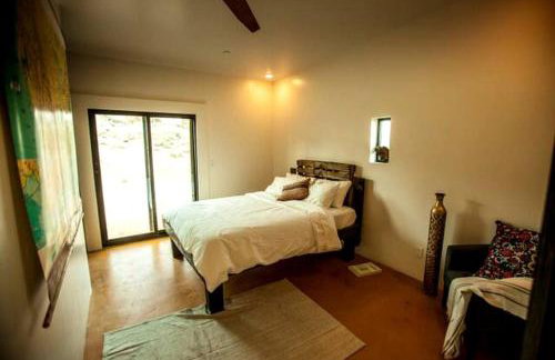 Amazing Lone Pine Cabin for Glamping in California - Foto 3