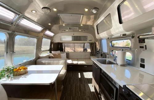 Outstanding Airstream Close to Stunning Hiking Trails in Bristol, Texas - Foto 6