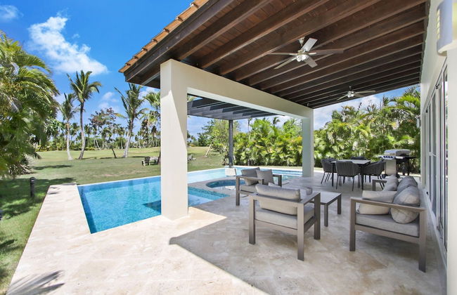 Luxury Golf Villa in Bavaro Cocotal Palma Real Pool Jacuzzi Staff - Foto 31