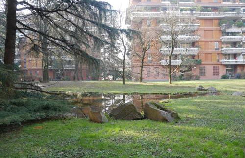 GuestHost - Raffaella splendido bilo x4 - Photo 6