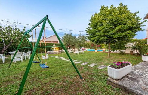 Four-Bedroom Holiday Home Lovinac With An Outdoor Swimming Pool 09 - Foto 29