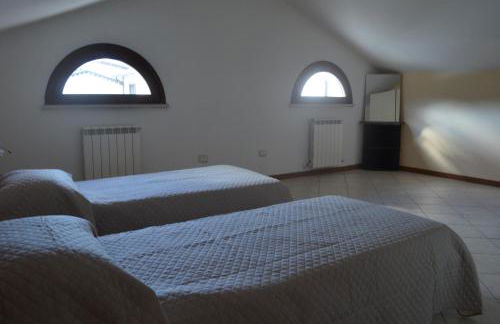 Residence con Piscina Vista Monte Nerone - Foto 8