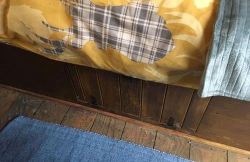 Charming 2-Bed Cabin in Domfront-en-Poiraie - Foto 9