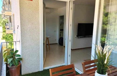 Apartamento recién reformado con piscina y AC - Foto 10