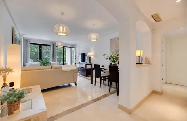 2 Bedrooms - Sleeps 4 - Garden and Pool With View - Photo 12