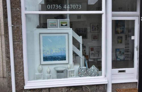 Family House - Breath Taking Views Over Mounts Bay - Photo 21