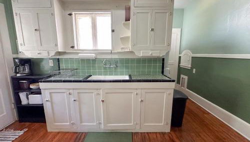 Adorable 1920s home near UF stadium sleeps 10 - Foto 5