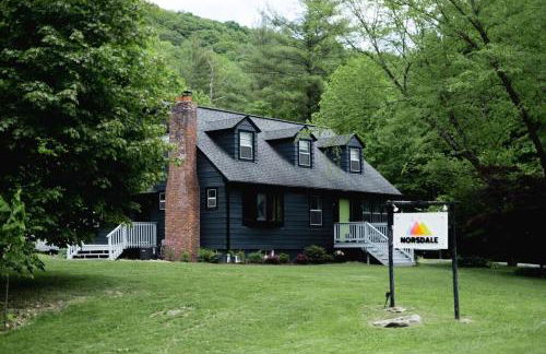 The Norsdale plus CMYK Motel on 10 acres in Phoenicia - Foto 57