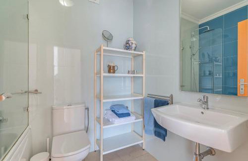 Stylish Apartment - Steps from Marina, Center & Beach - Foto 14