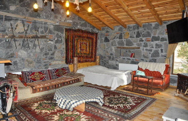 Doğunun Taş Evleri - Foto 1