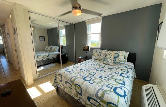 506 Ocean & Marina Views 3 Bed 2 Bath - Photo 2